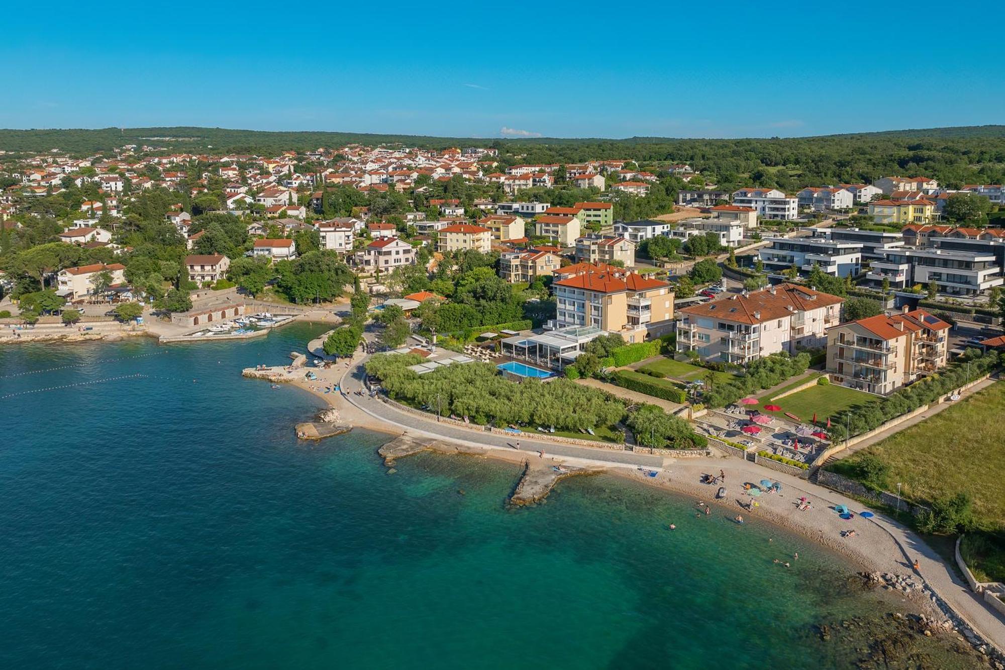 Hotel Vila Rova Malinska Exterior foto